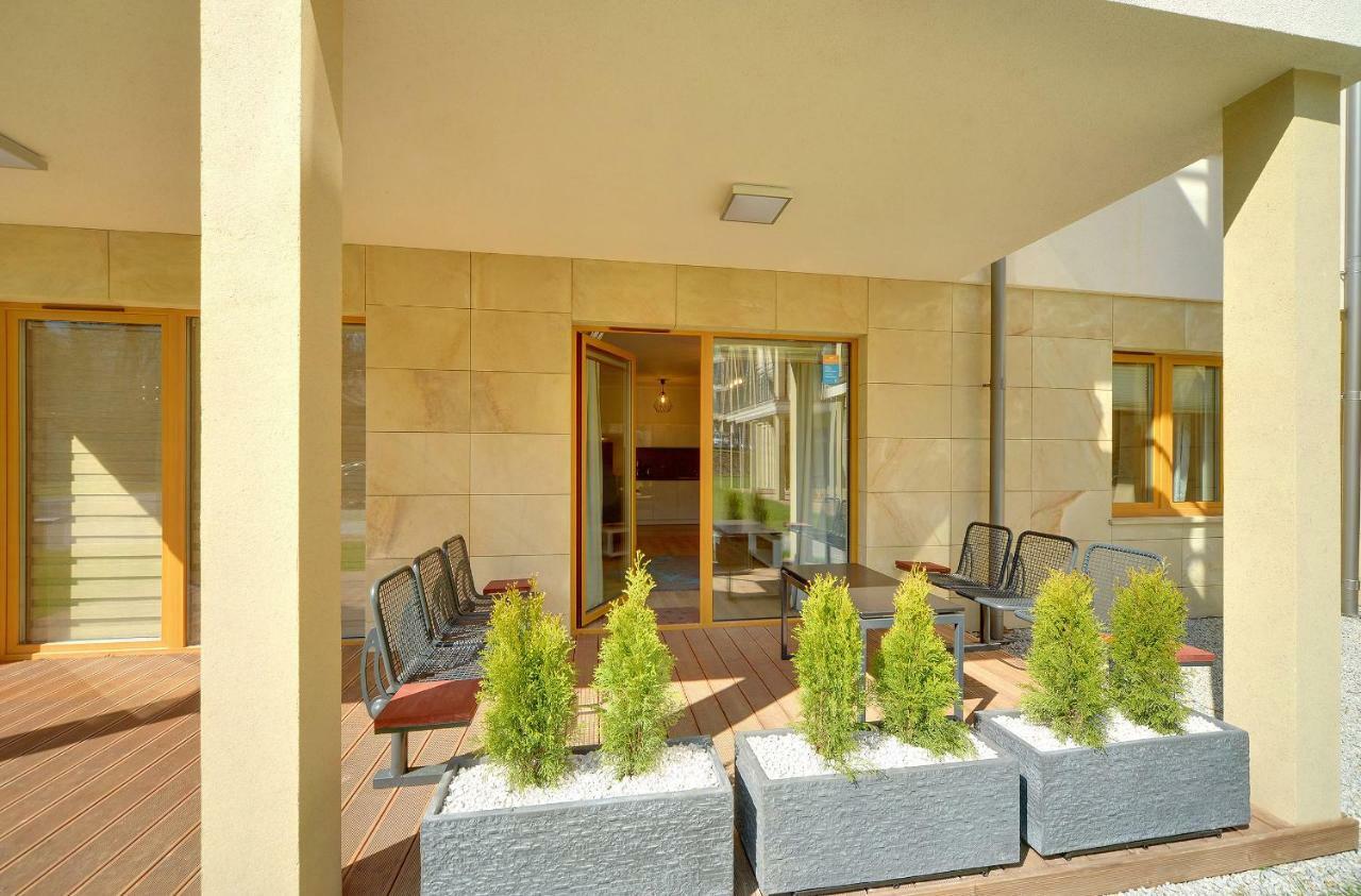 Subtelne I Stylowe Apartamenty Sun Seasons 24 W Karpaczu Z Umeblowanym Balkonem By Noclegi Renters Εξωτερικό φωτογραφία